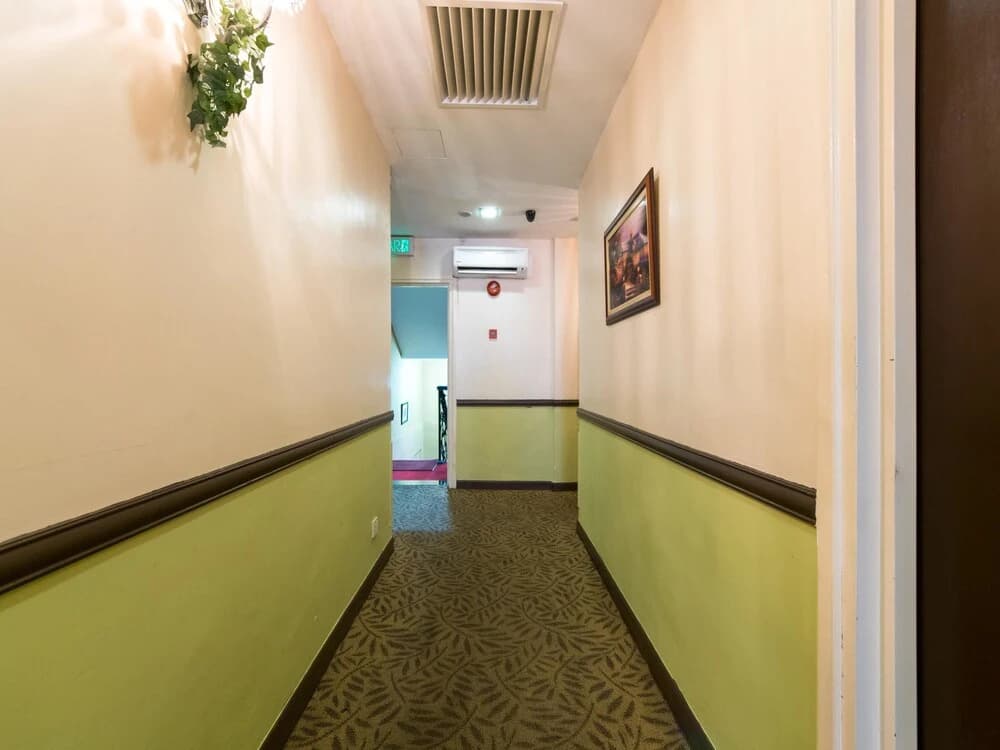 OYO 126 Rae Hotel - photo 10