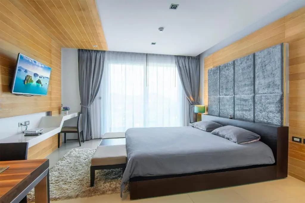 Emerald Terrace Patong - photo 4