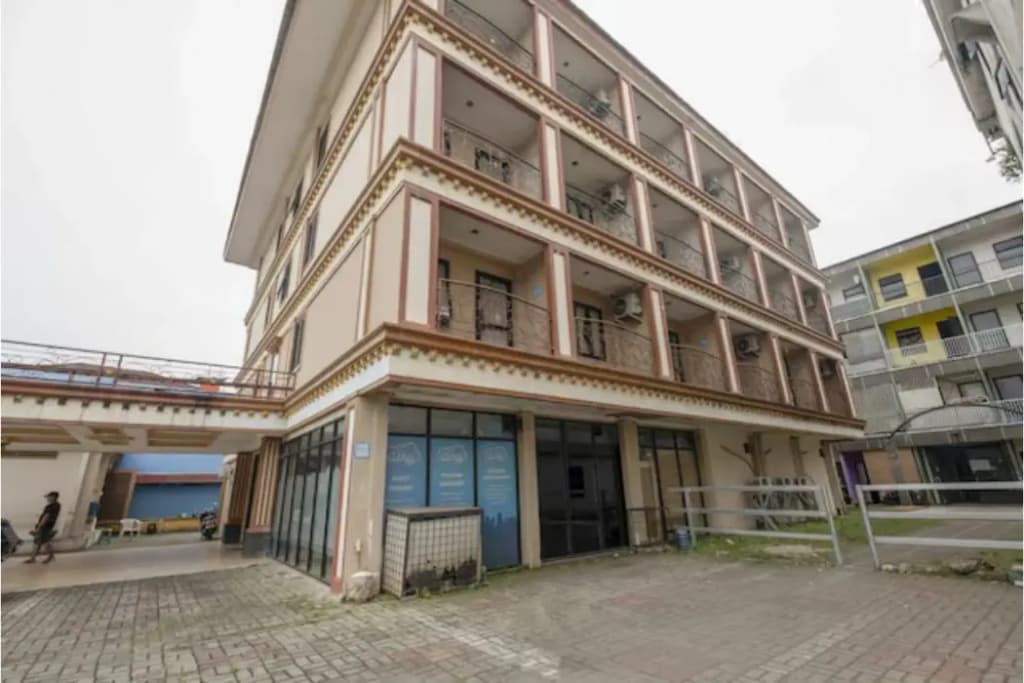 Hotel O Cibubur Near Cibubur Junction Formerly Comfort Residence - photo 11
