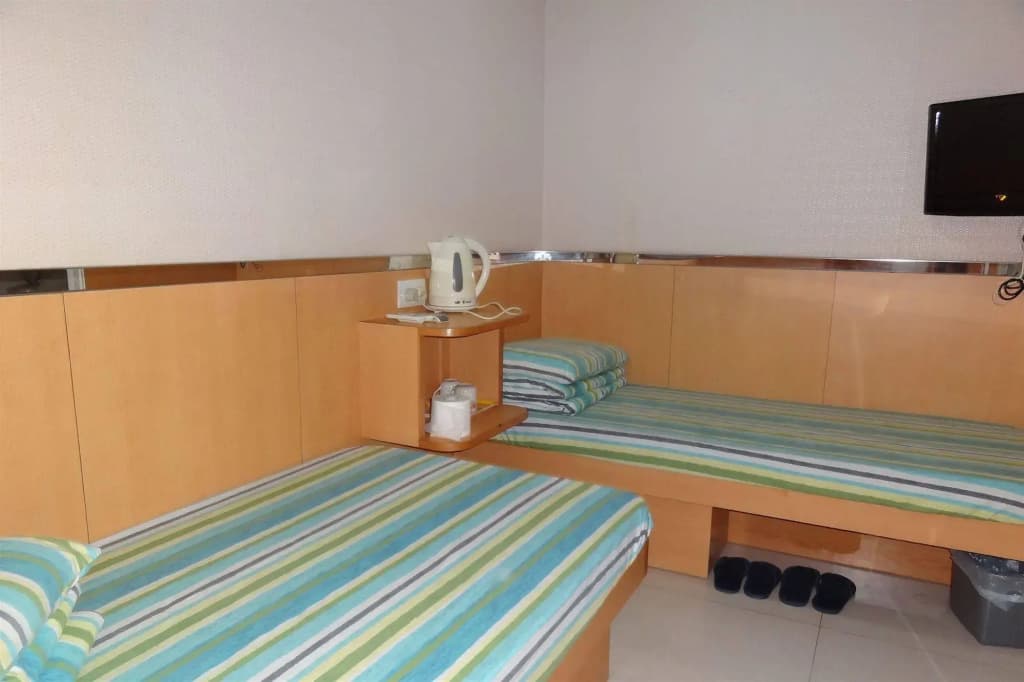 Fortune Hotel - photo 3