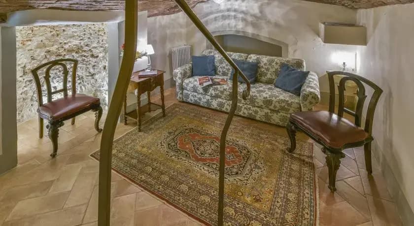 Epoque Halldis Apartment - photo 3
