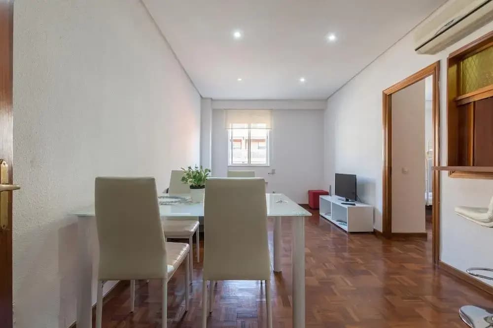 Vallehermoso Apartments - photo 5