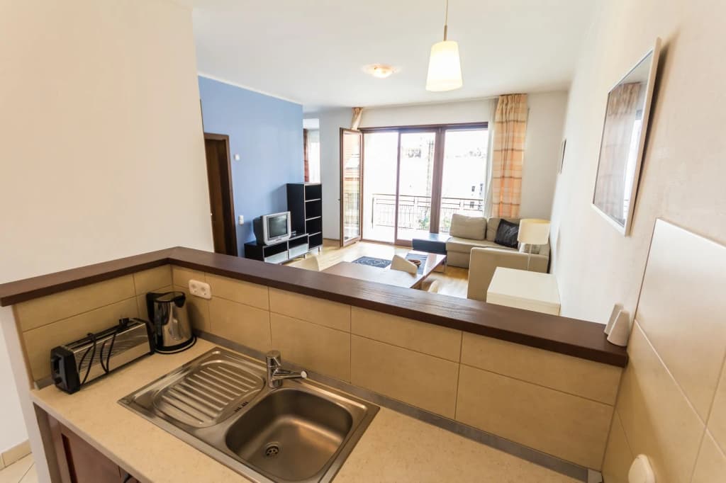 Club99 Apartments - photo 16