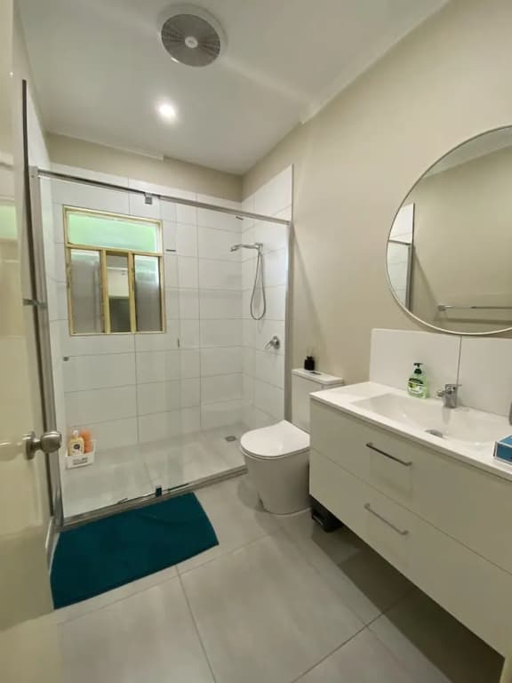 Mitcham train station  2 bedrooms unit - photo 8