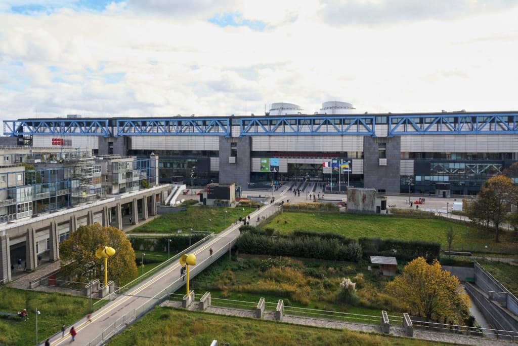 Moxy Paris La Villette Hotel - photo 26