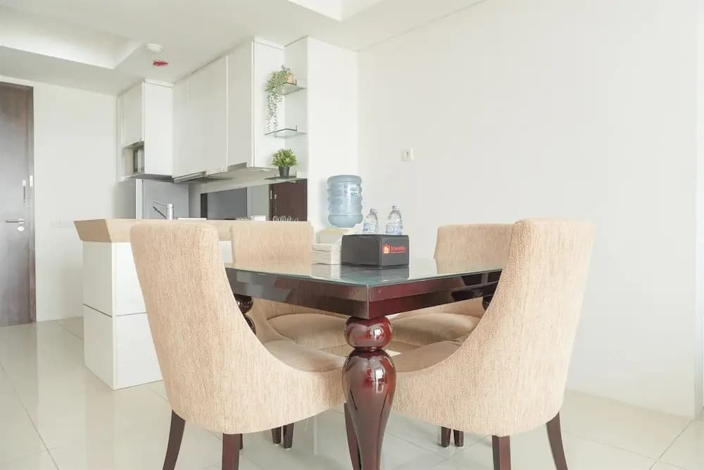 Cozy 2Br At Kemang Village Apartment - photo 16