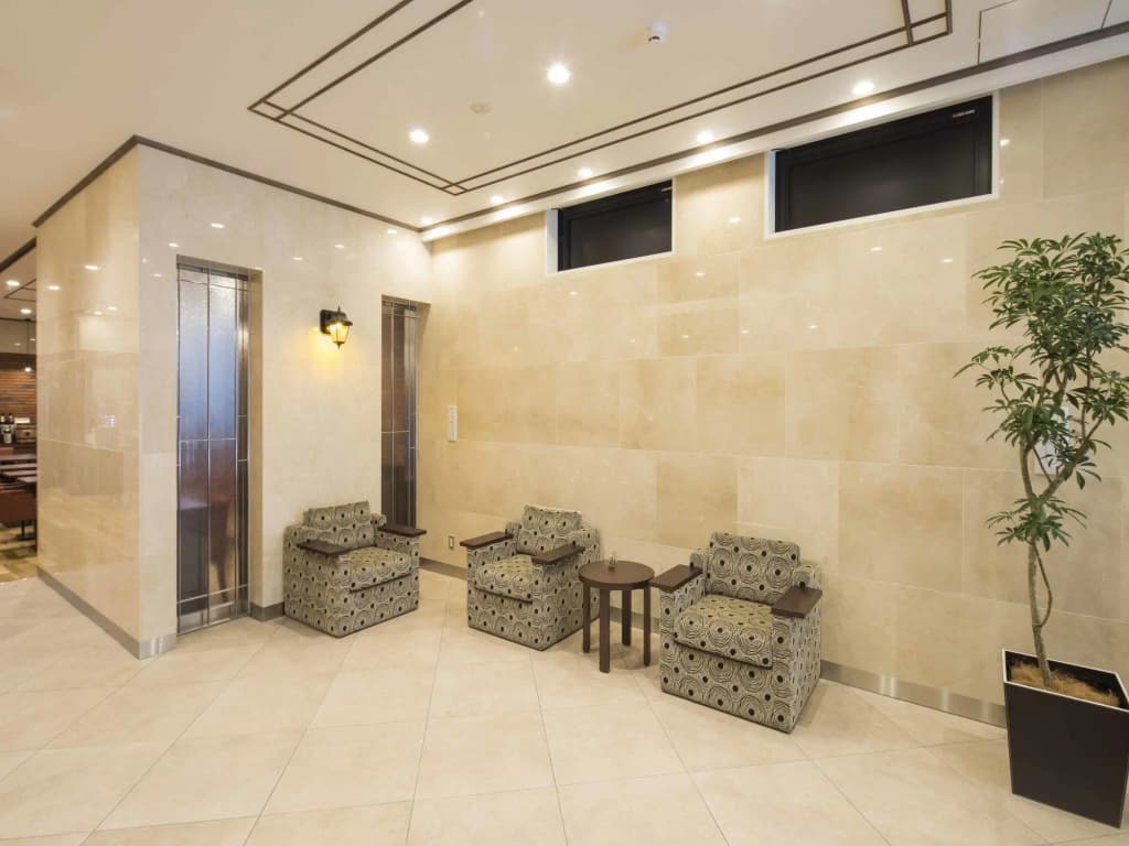 Hotel Wbf Shinsaibashi - photo 2