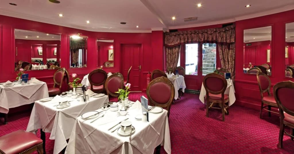 Grange Blooms Hotel - photo 43