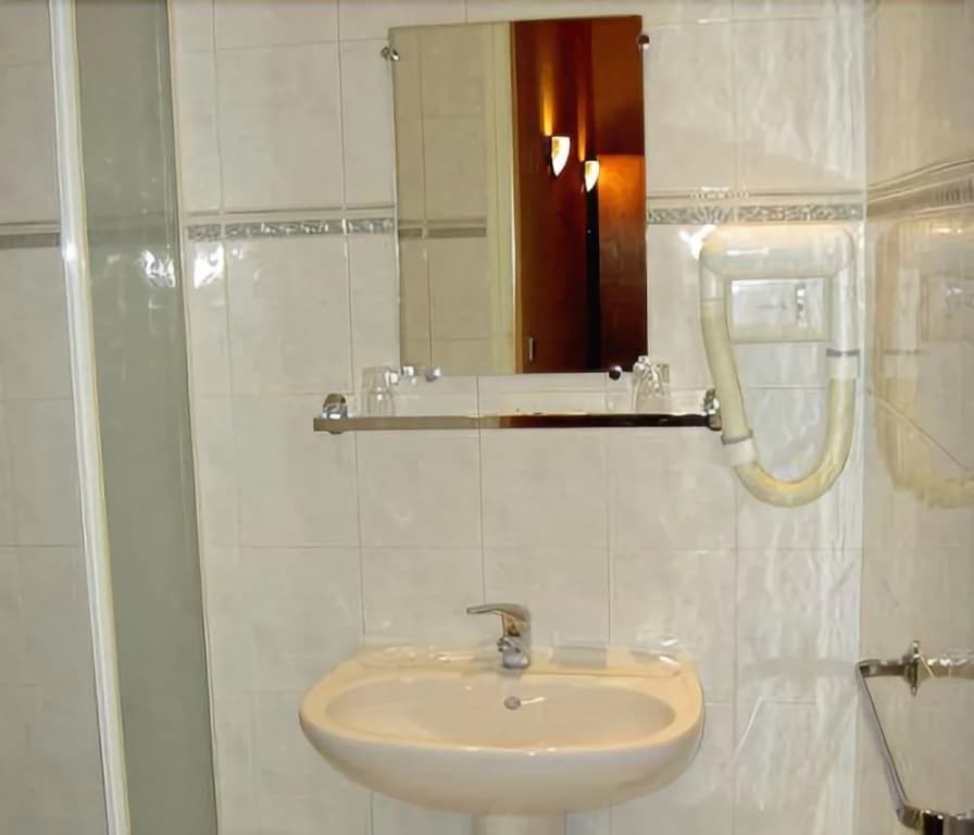 Hôtel Maât Batignolles - photo 9