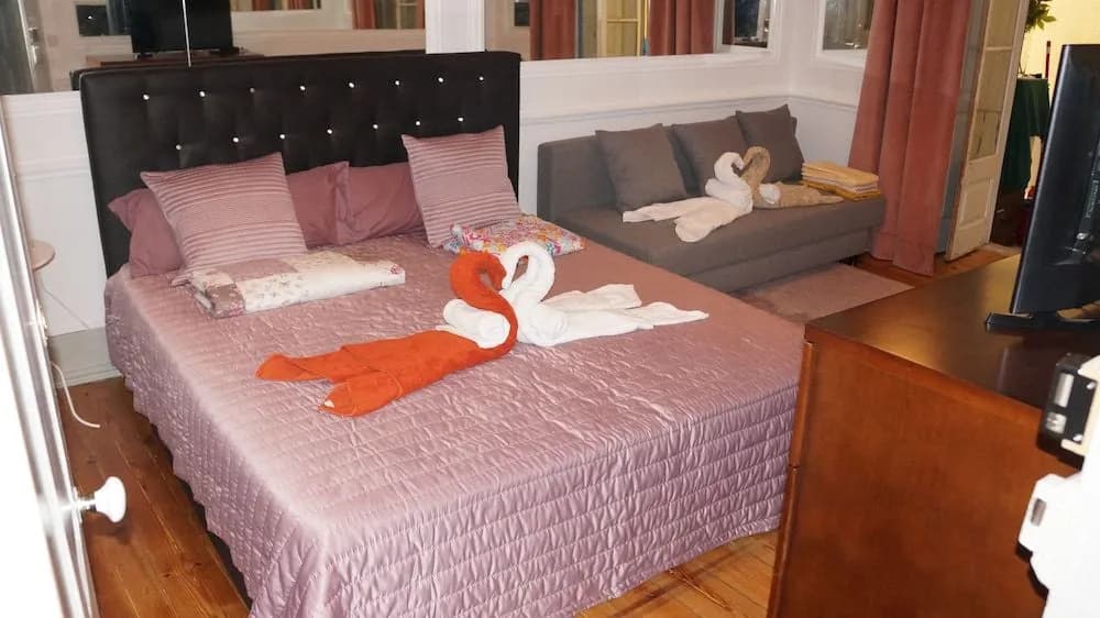 White and Grey Lisbon - Hostel - photo 25
