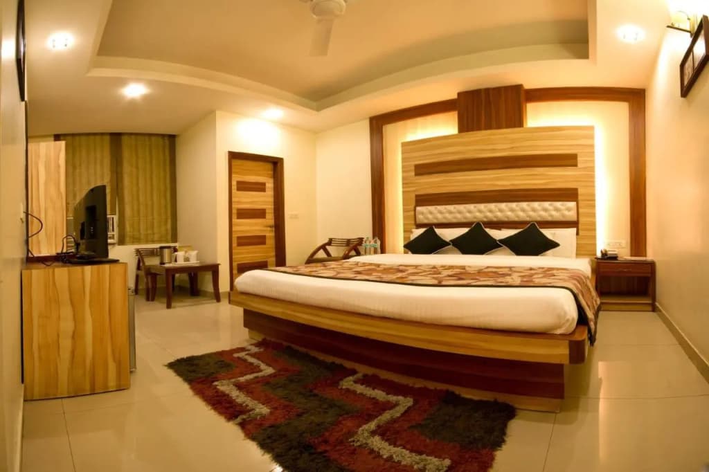 Hotel Aster Inn - photo 22