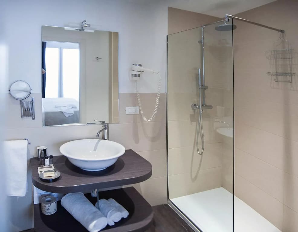 Studio Inn Centrale & Milano Urban Padel Hotel - photo 32