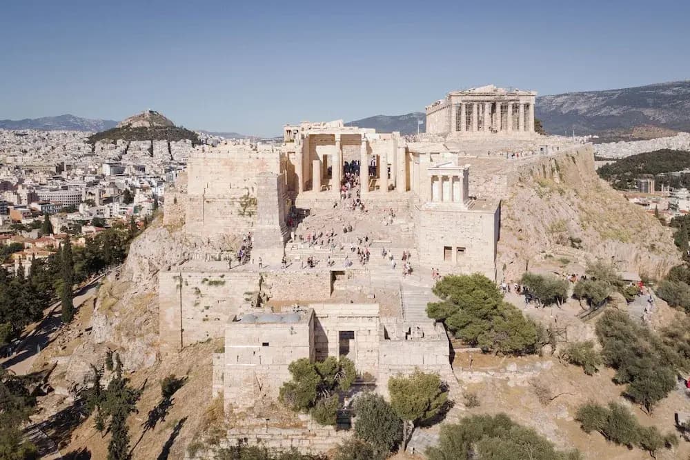 Acropolis Iconic Estate - photo 17
