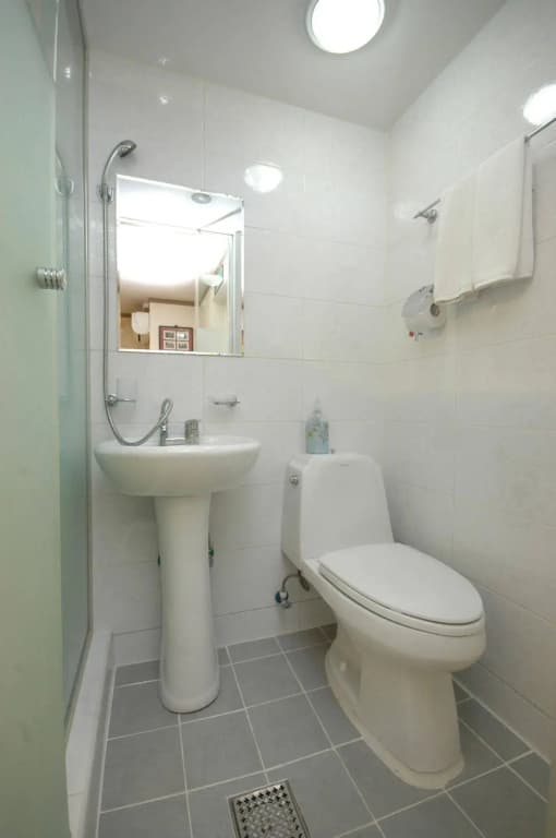 E Residence - photo 9