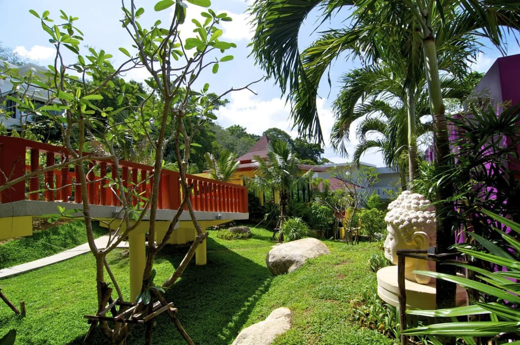 Grand Bleu Ocean View Pool Suite - photo 22