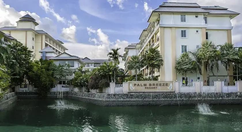 Palm Breeze Residence - photo 1