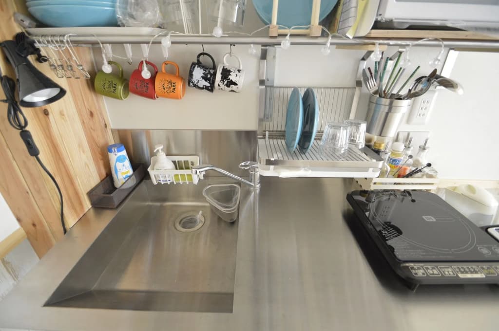 R Guest House - Hostel - photo 18