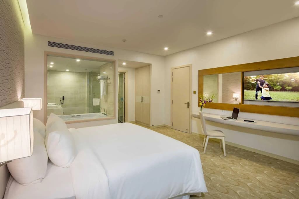 Diamond Bay Condotel - photo 2