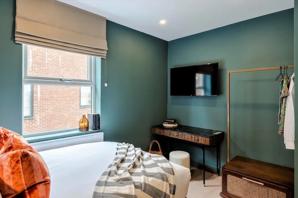 Your Apartment Shepherd's Bush - photo 38