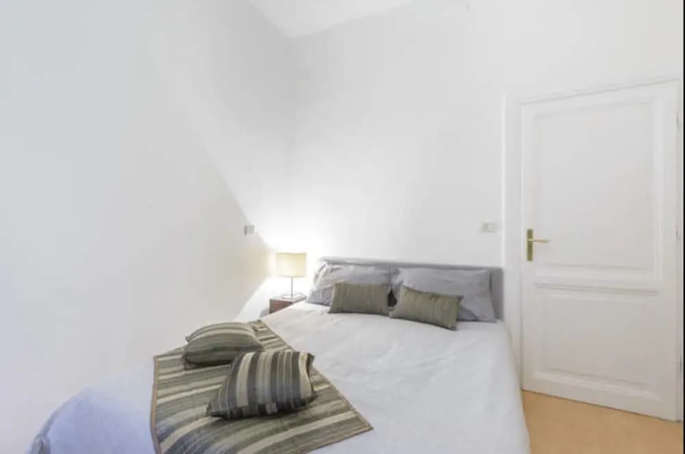 Ave Roma Guest House - photo 6