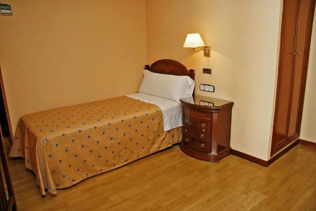 Hostal Victoria I - photo 9