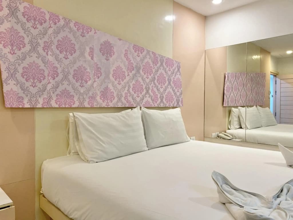 Patong Platinums - photo 11