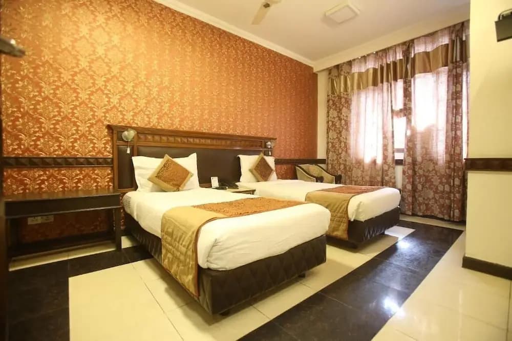 Hotel Amar Inn - photo 7