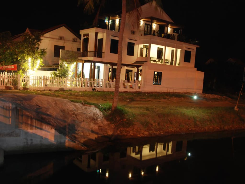 Azalea Homestay - photo 1
