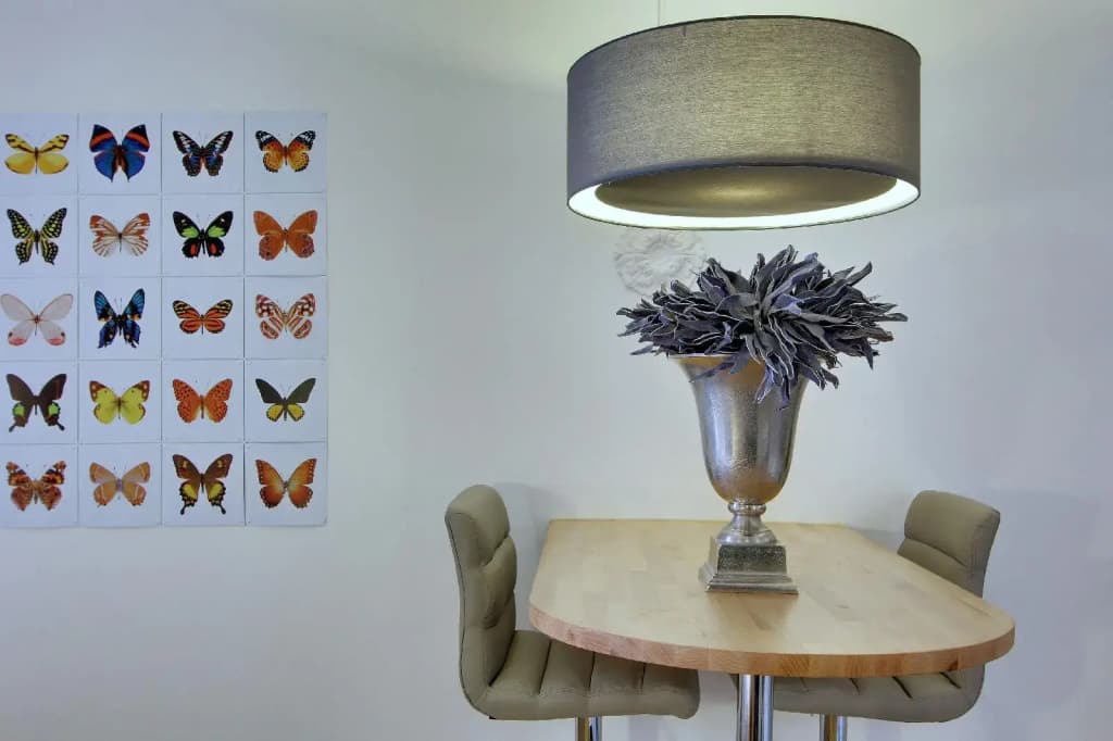 Short Stay Group Museum View Serviced Apartments - photo 13