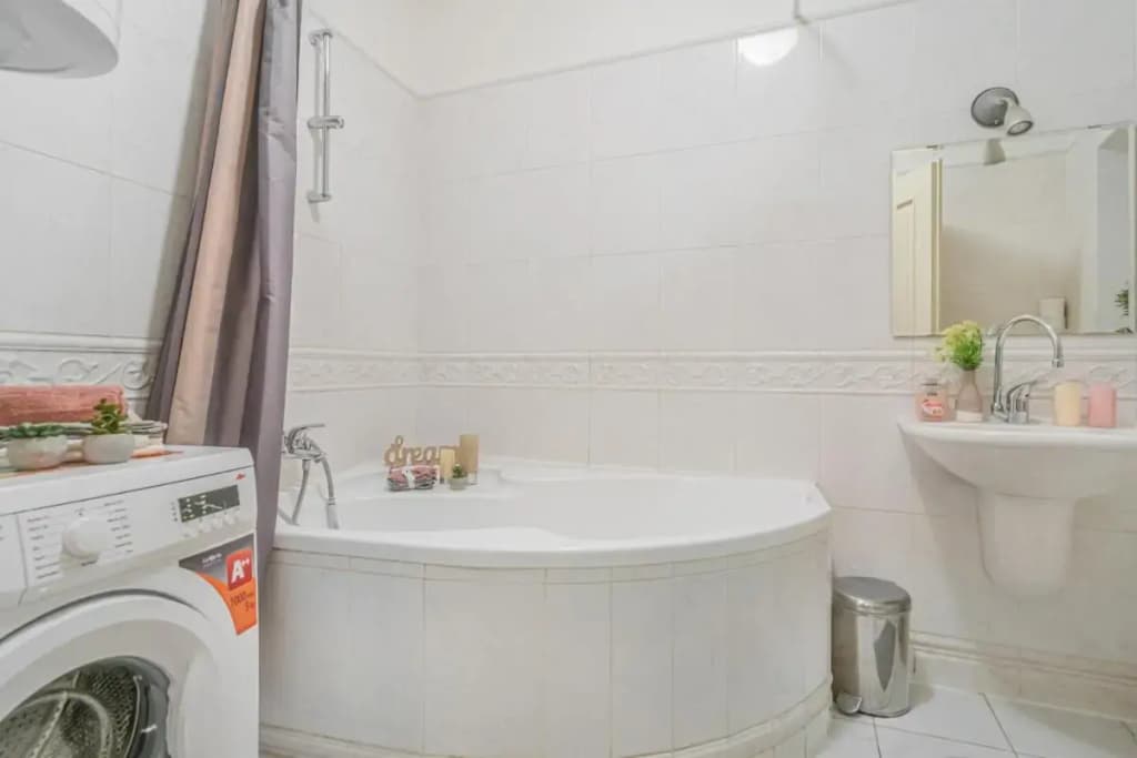 Stylish Studio Close to Prague Castle, WalkScore 99% - photo 7