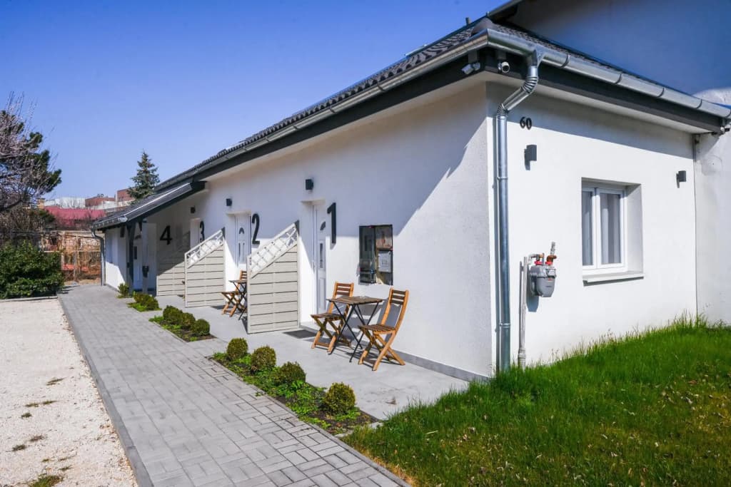Chesscom Apartments - photo 11