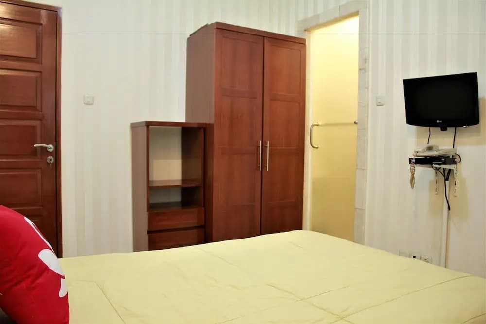 ZEN Rooms Setiabudi 9 - photo 17