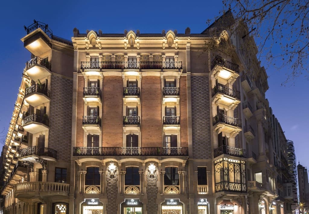 Monument Hotel - main photo
