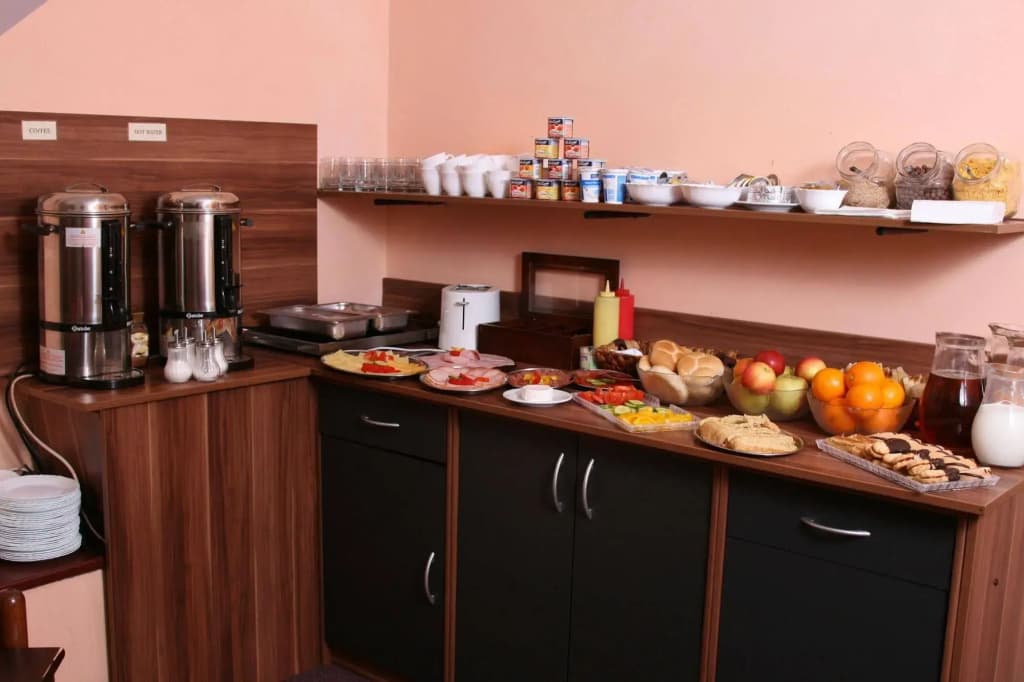 Hotel Aaron - photo 10