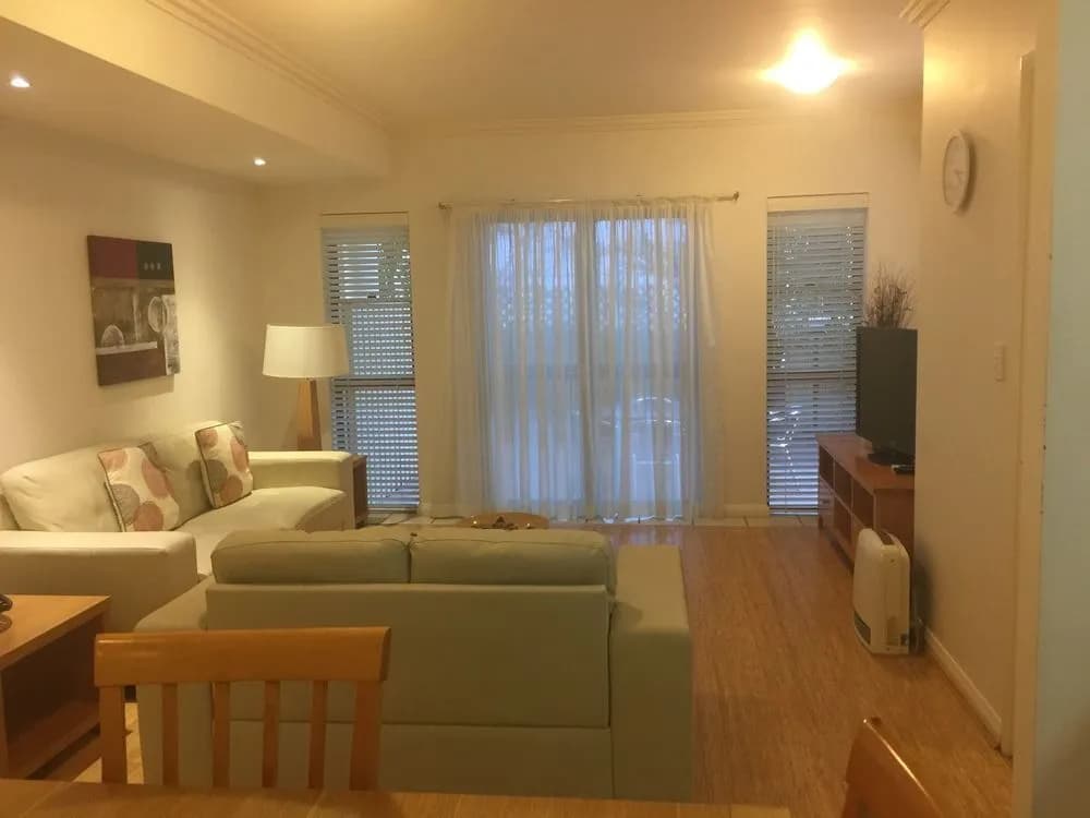Pine Court Apartments - photo 3