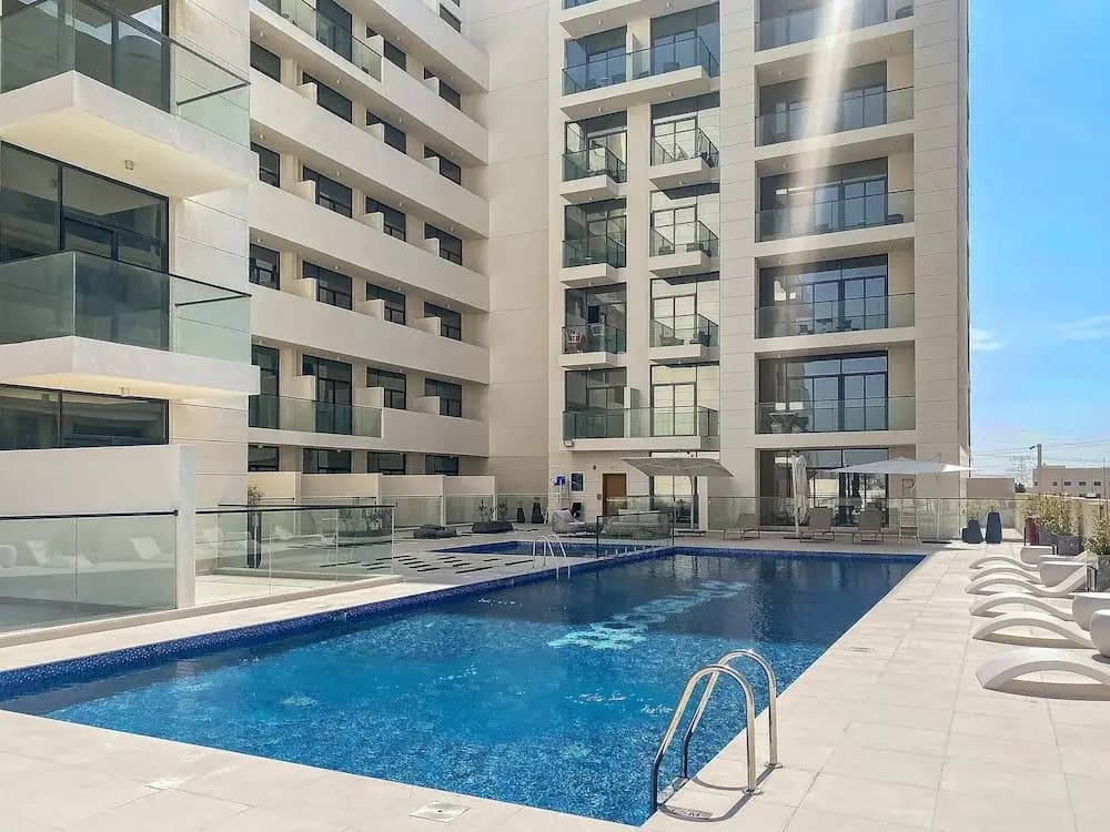 Modern Studio in Al Furjan With Pool and gym - photo 5