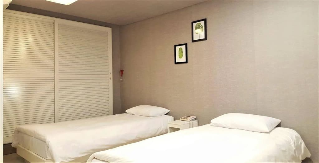 Bridge Hotel - photo 7