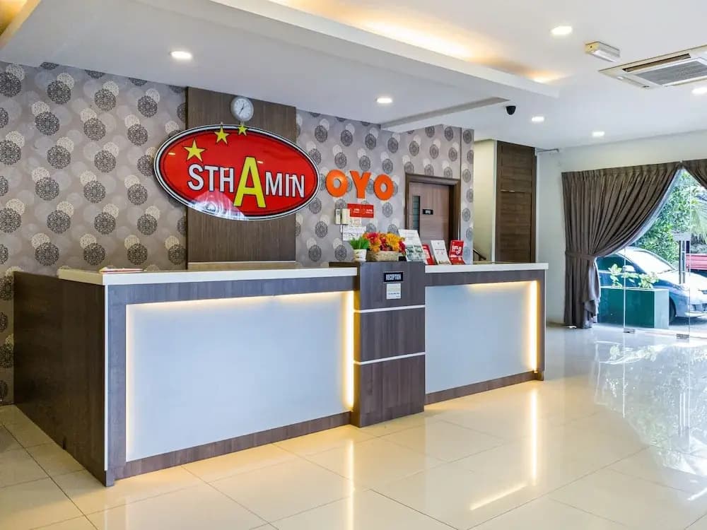 Mostyn Hotel by Oyo Rooms - photo 2