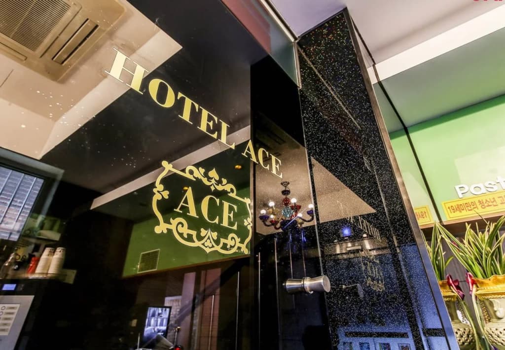 Ace Hotel - photo 13