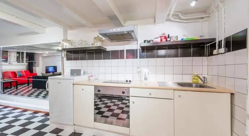 Rembrandt Apartment - photo 9