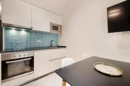 Barcelona Park Apartment - photo 10