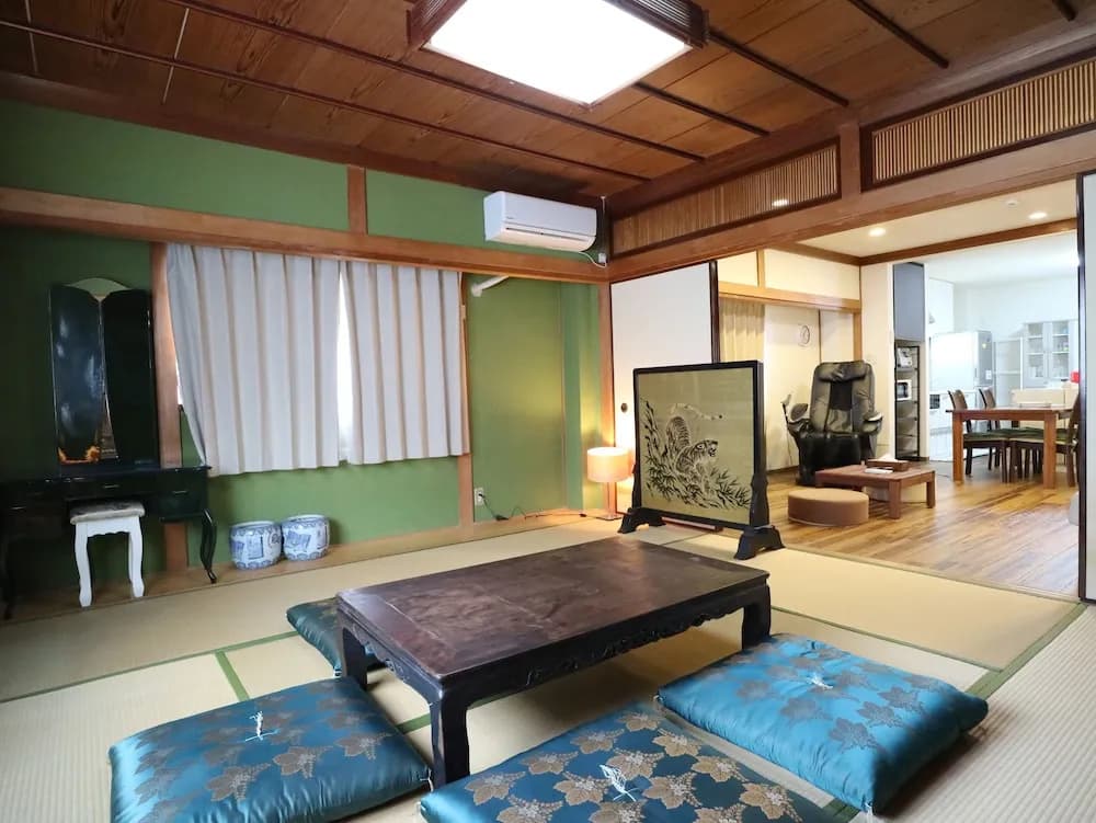 Base Osaka - photo 6