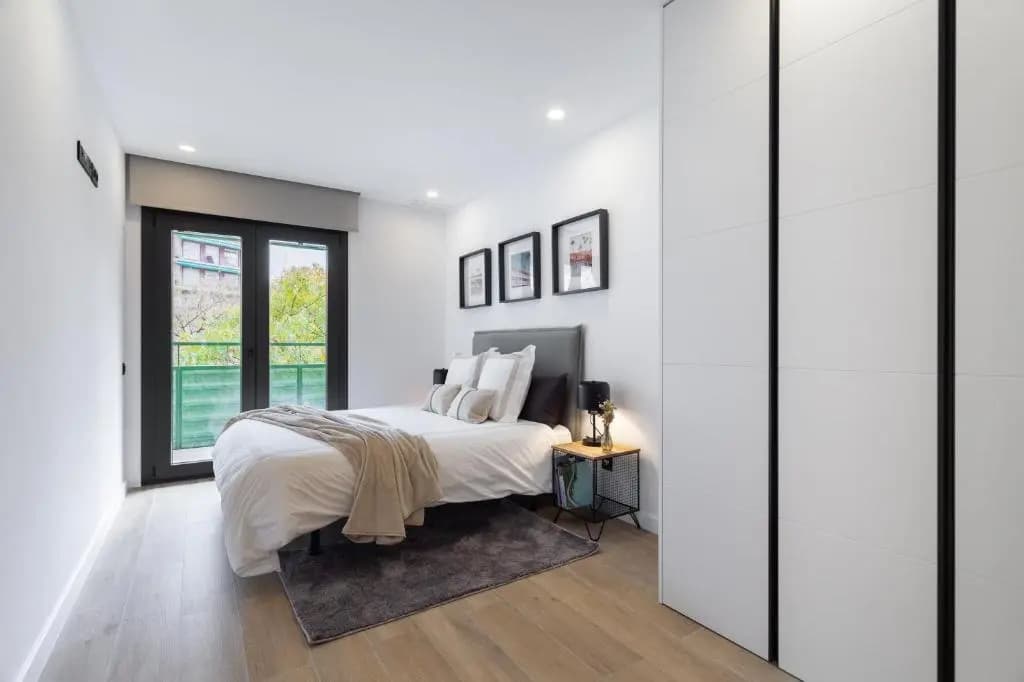 ApartsNou Bcn Les corts - photo 2