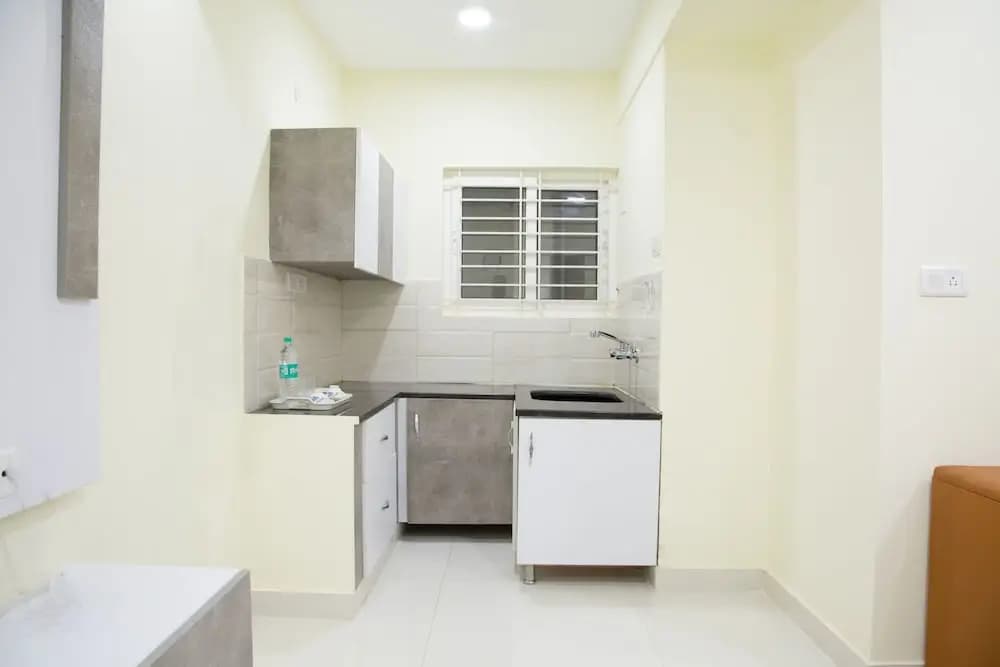 OYO 2066 Vikaspuri - photo 12