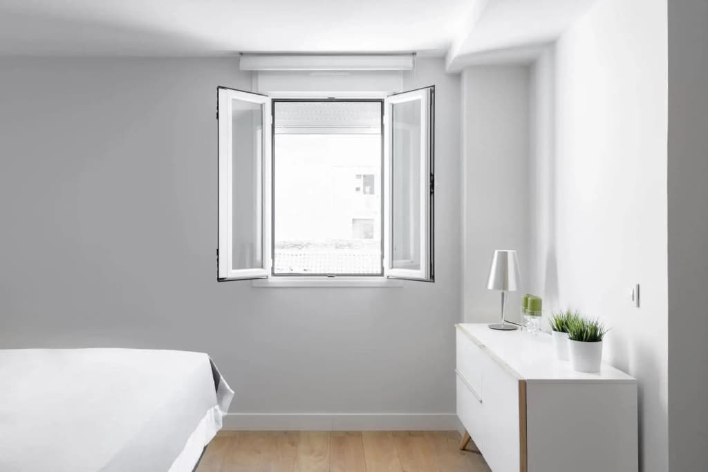 Home Art Apartments - photo 2