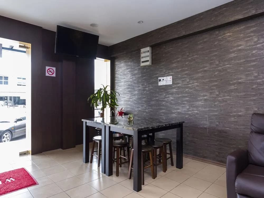 OYO 960 I Harmony Hotel - photo 11