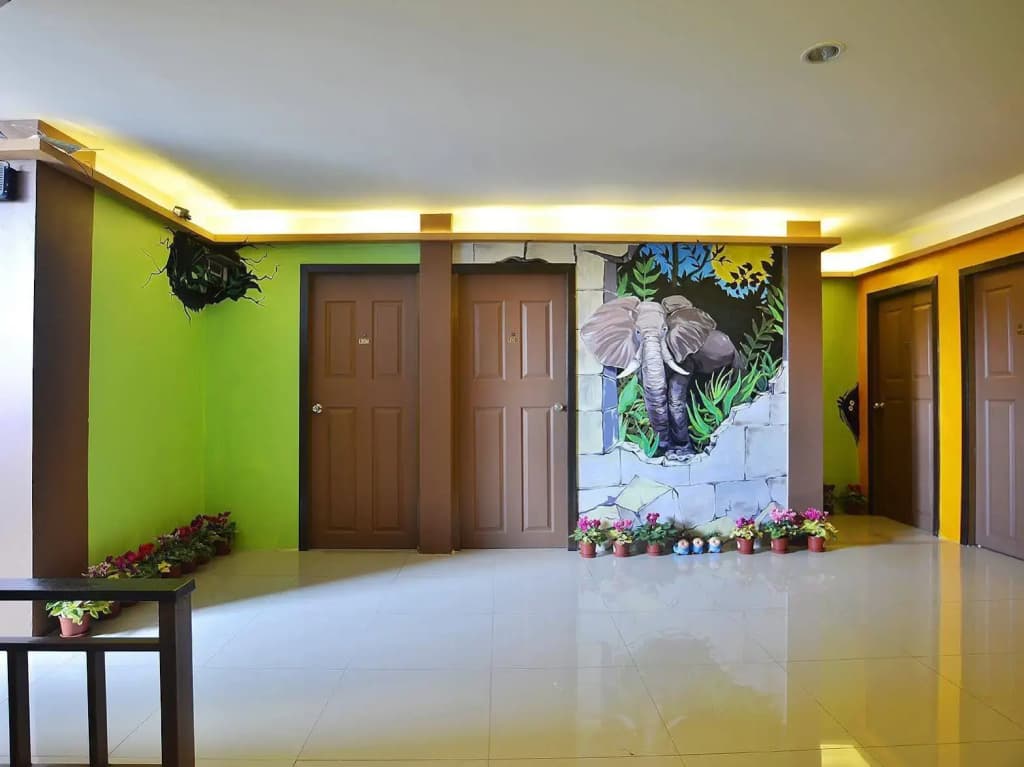 OYO 768 First Station Hotel - photo 7