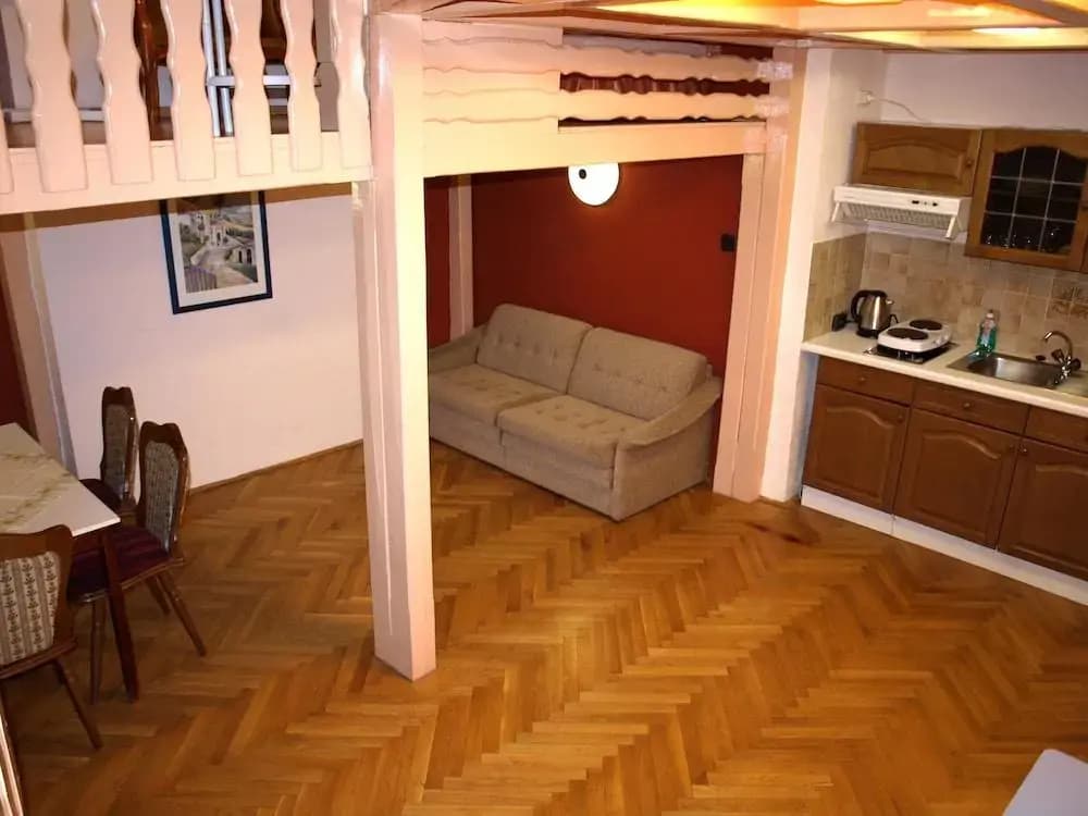Liechtenstein Apartments II - photo 6