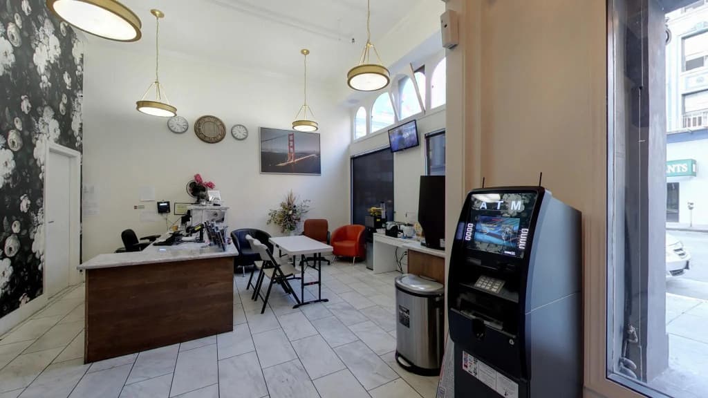 Warfield Hotel - photo 22