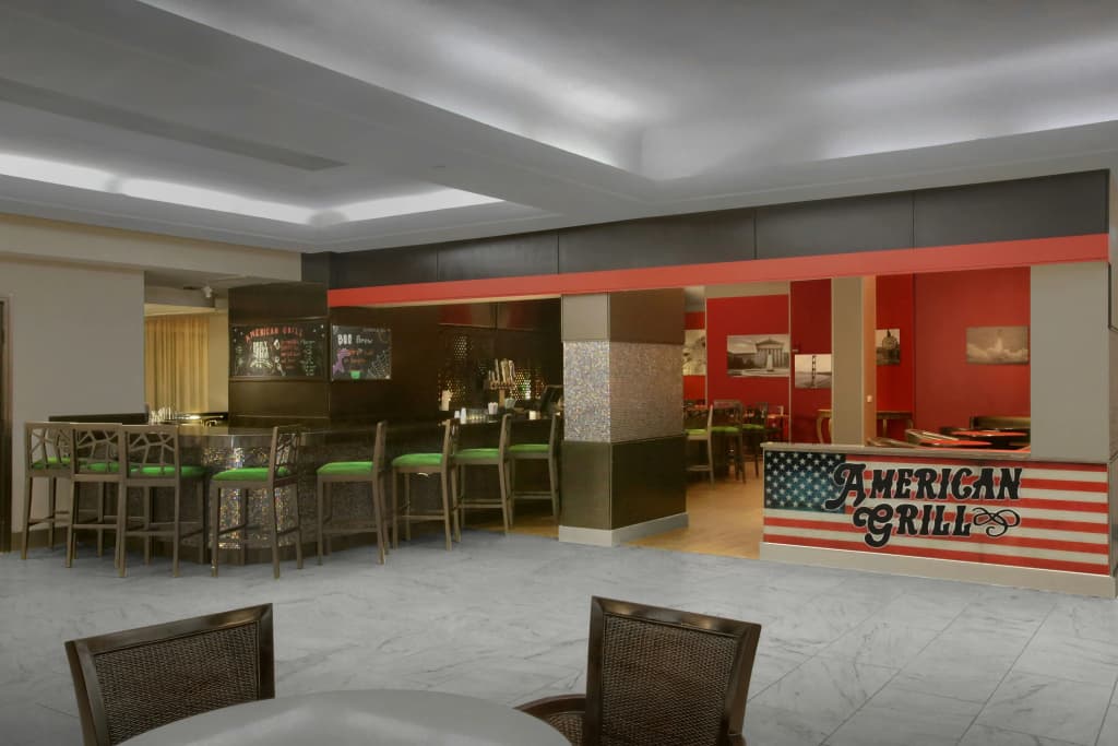 DoubleTree by Hilton at the Entrance to Universal Orlando - photo 28